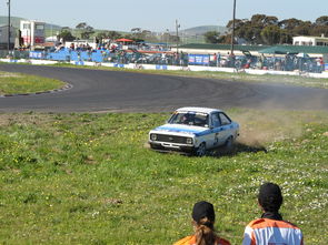 九游体育官网-“三叉湖飞盘赛：速度与精准的完美结合，精彩不断”